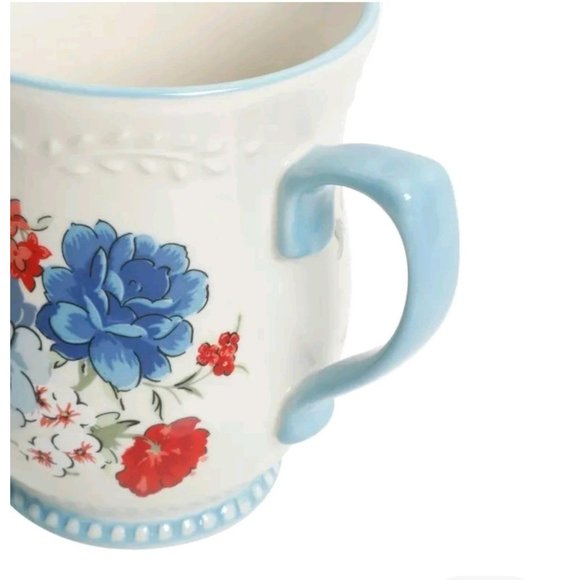 The Pioneer Woman Classic Charm 17-Ounce 4 mugs - Picture 4 of 4